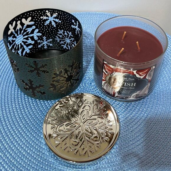 White Barn Wish Christmas Spice 3 Wick Candle with holder NWT - Picture 2 of 6